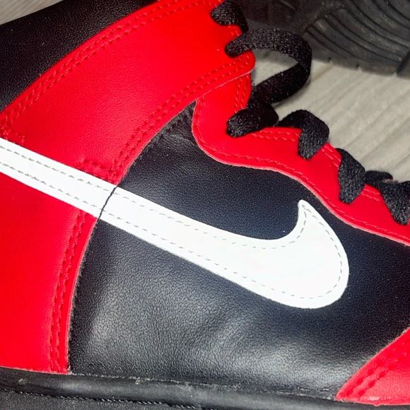 Nike Dunk High (GS) Black/White-University Red DB2179-003 Size 6.5Y - Picture 7 of 14